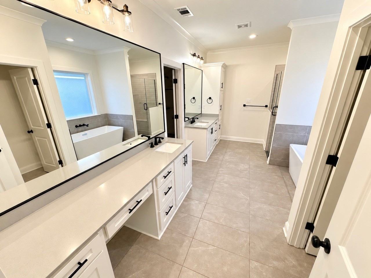 609 Meridian Way - Photo 5 of 13