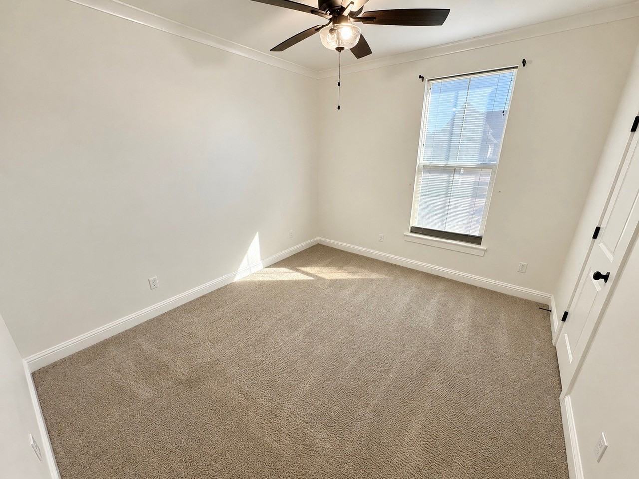 609 Meridian Way - Photo 7 of 13