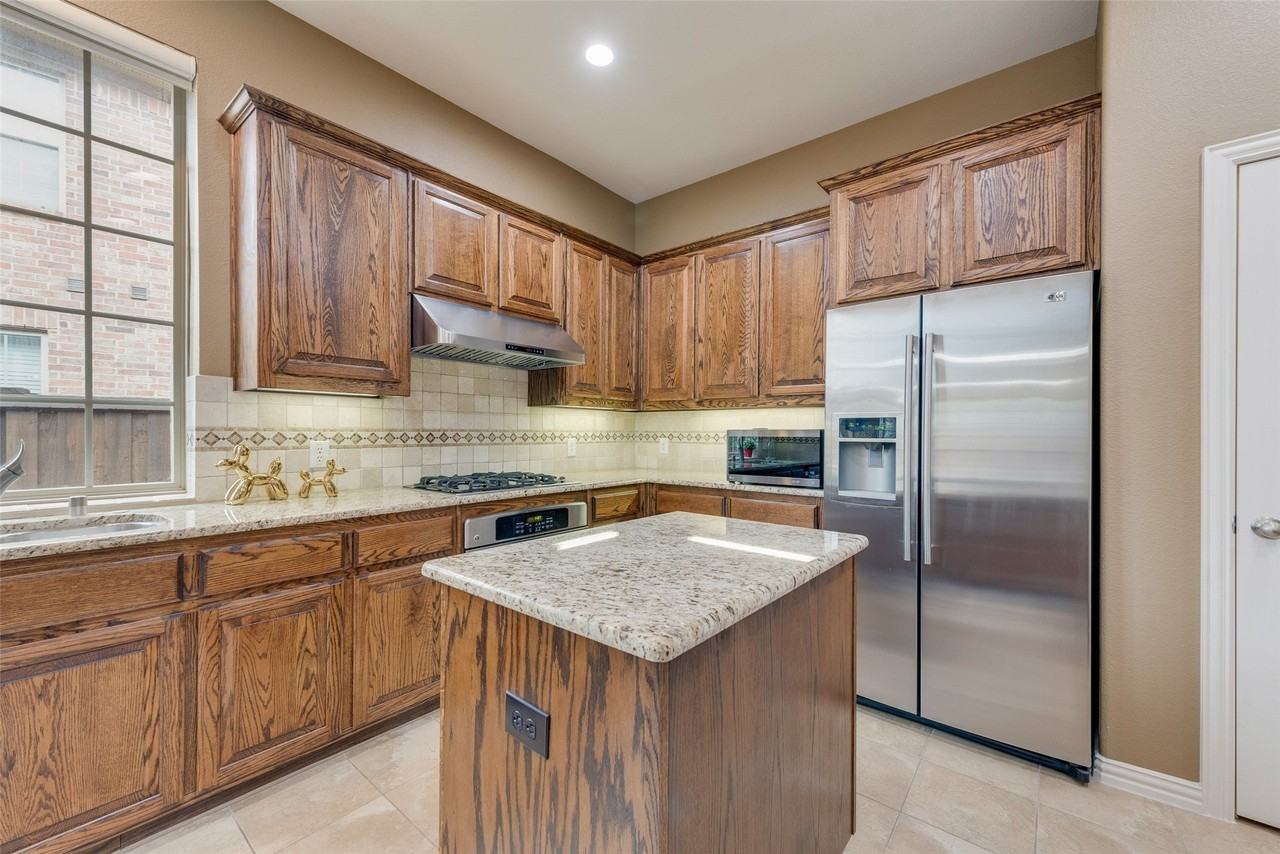 7816 Royal Gorge Ln - Photo 5 of 21