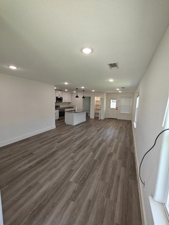 1321 Franklin Ave - Photo 3 of 14