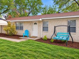 featured image of 317 N Kuykendall