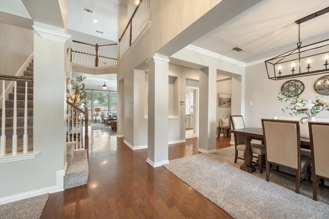 103 Bloomfield Dr - Photo 6 of 40