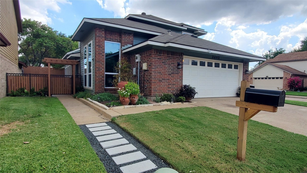 3402 Taurus Dr - Photo 2 of 24
