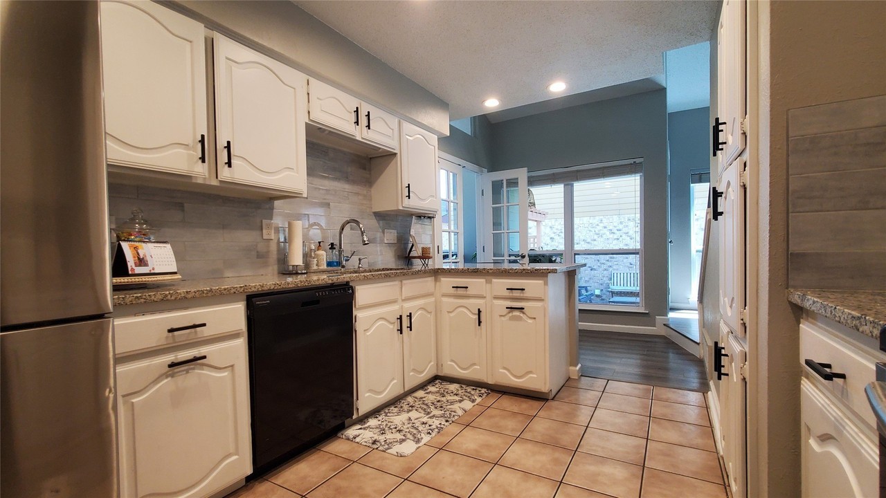 3402 Taurus Dr - Photo 7 of 24