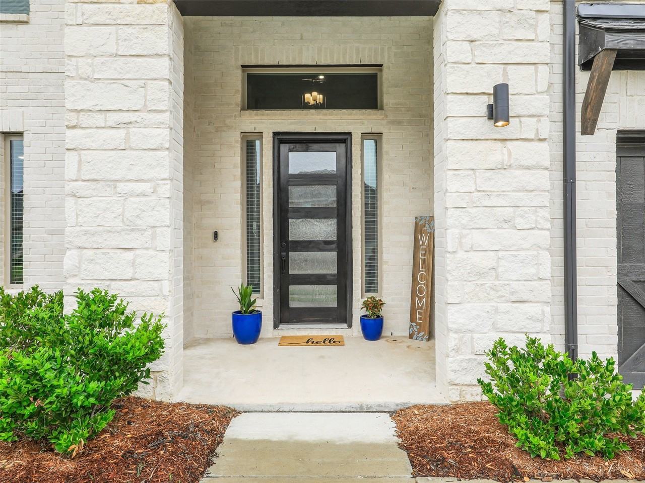1201 Sweetleaf St - Photo 2 of 40