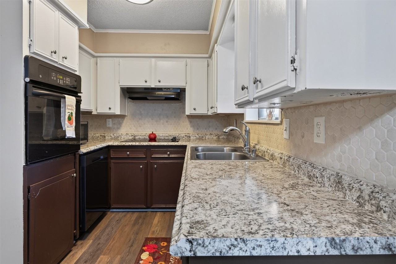 105 Murray St - Photo 7 of 37