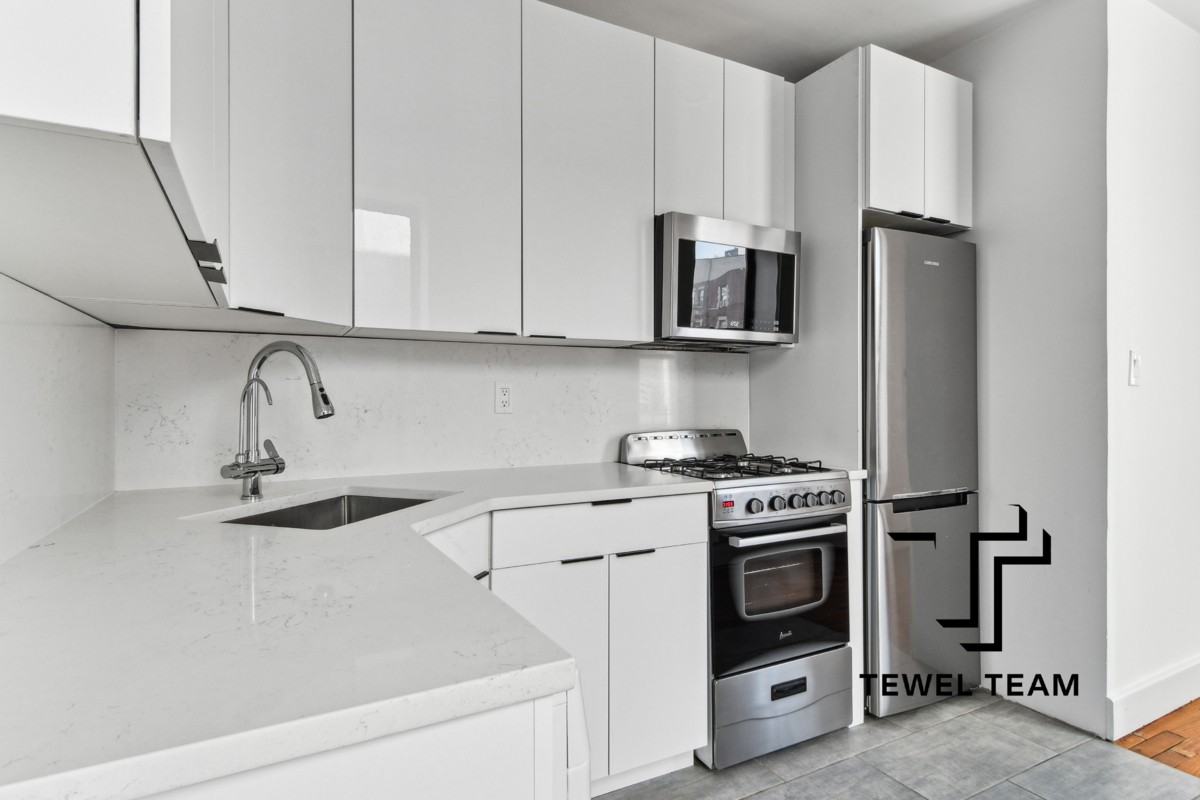 309 West 121st Street #3A - Photo 6 of 13