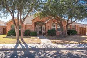 featured image of 6009 Nottingham Ln