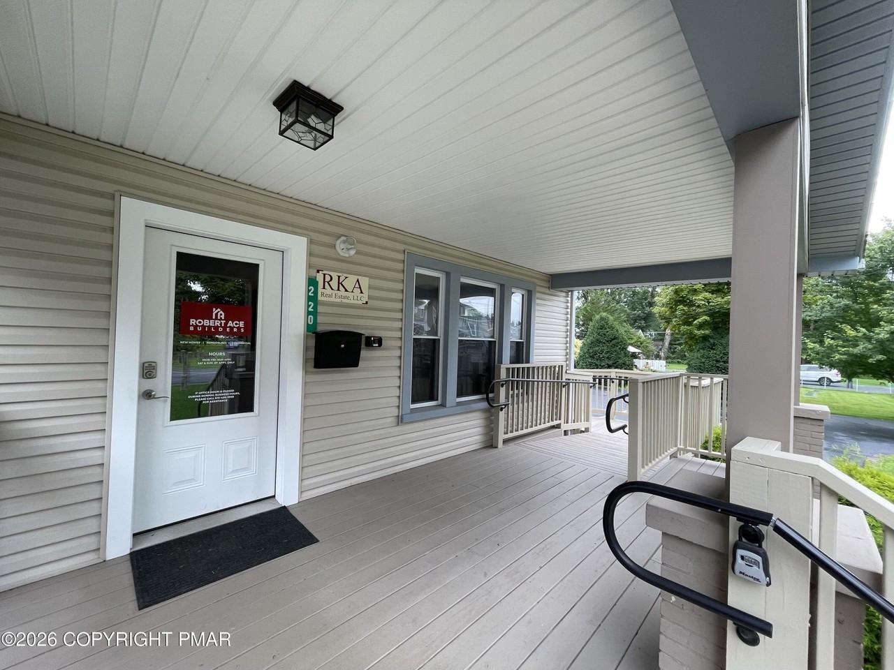 220 Learn Rd - Photo 2 of 27