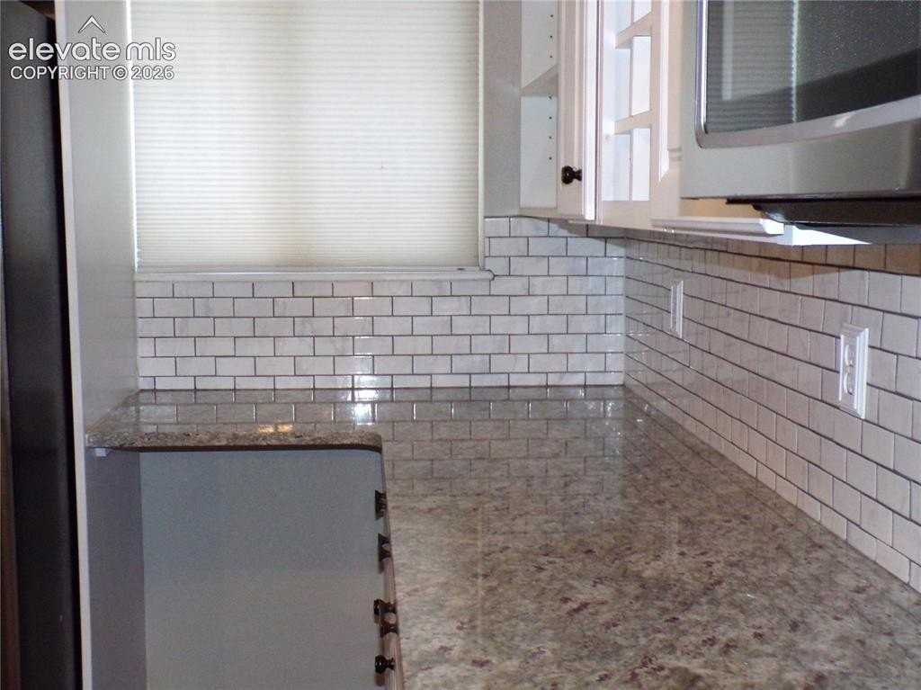 1297 Vondelpark Dr #B - Photo 7 of 14