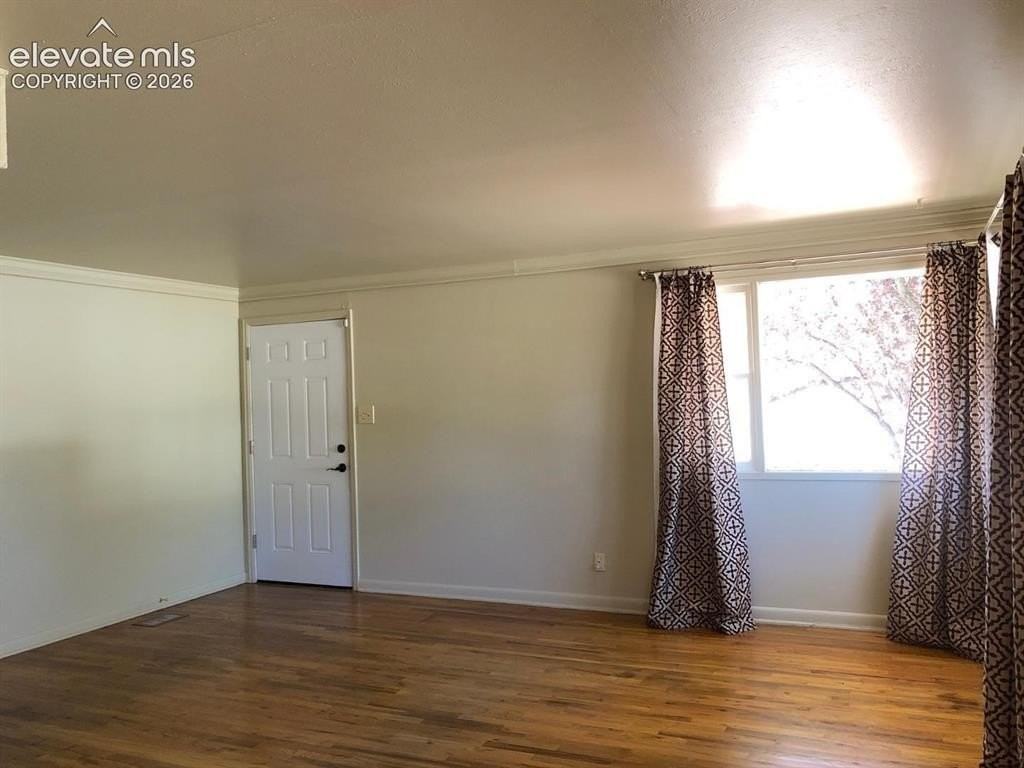 2537 Meadowlark Ln - Photo 3 of 13