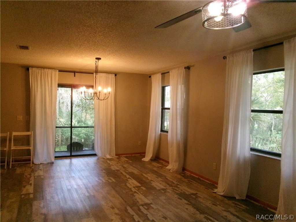 628 S Crabtree Pt - Photo 4 of 43