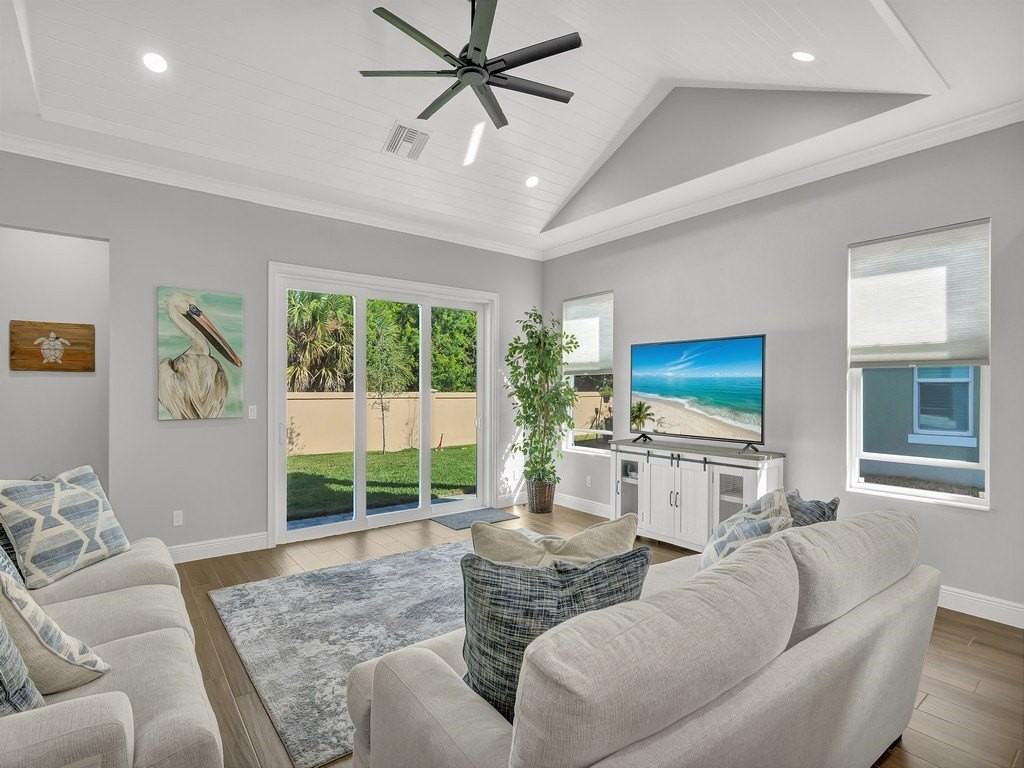2015 Bridgepointe Lot 109 Circle - Photo 2 of 36