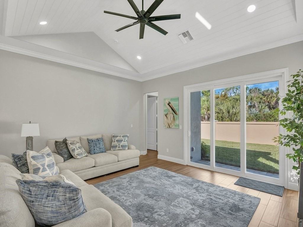 2015 Bridgepointe Lot 109 Circle - Photo 3 of 36