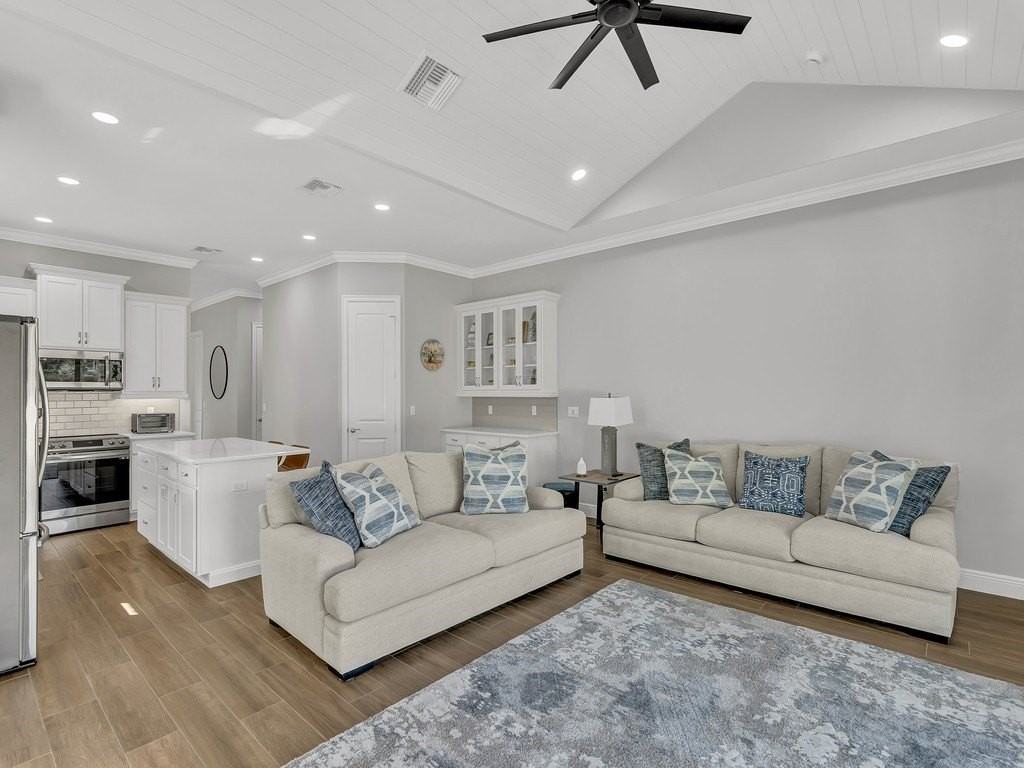 2015 Bridgepointe Lot 109 Circle - Photo 4 of 36