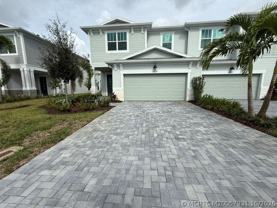 1439 Nw Corteal Way - Photo 1 of 1