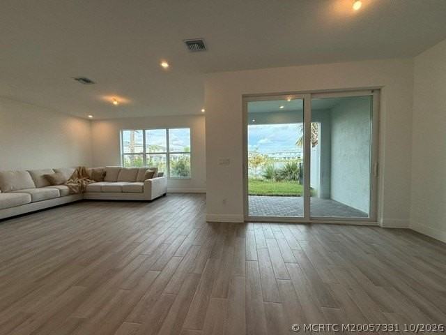 1439 Nw Corteal Way - Photo 6 of 8