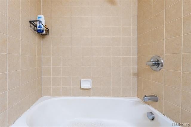 4204 Cameron Cir - Photo 7 of 40