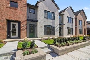 411 S Center St - Photo 1 of 1
