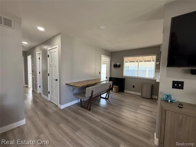 517 Renshaw St - Photo 7 of 29