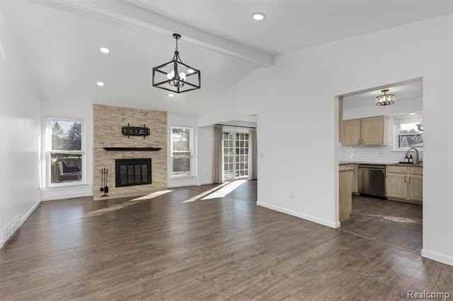 46176 Loveland Dr - Photo 2 of 34