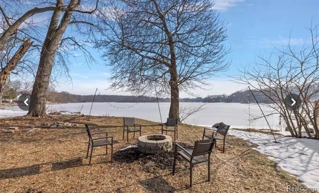 2940 Steeple Hill Rd - Photo 2 of 22
