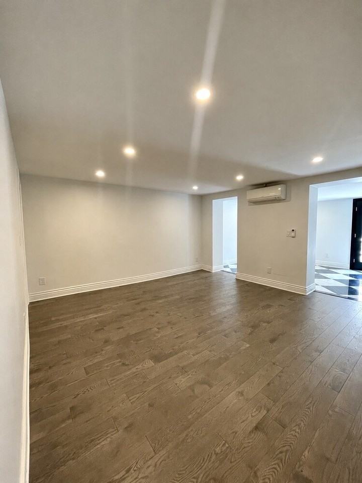 316 Union St - Photo 4 of 10