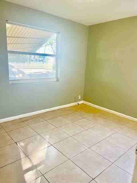2005 Beautiful Ave - Photo 7 of 10