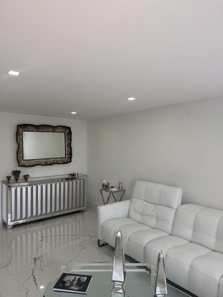4017 Newcastle A - Photo 2 of 46