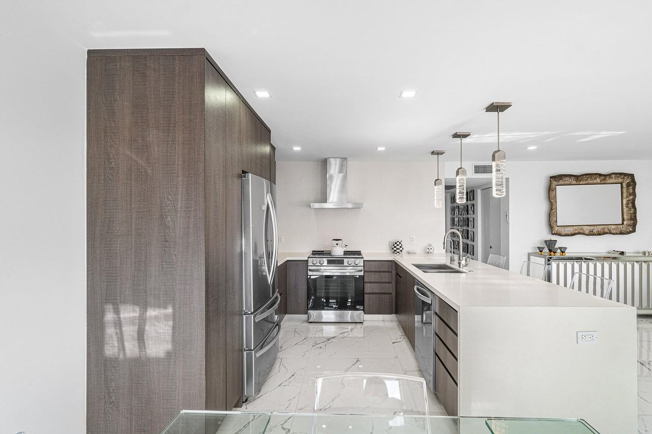 4017 Newcastle A - Photo 4 of 46