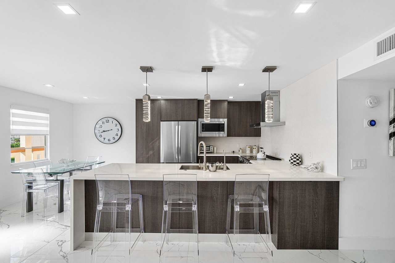 4017 Newcastle A - Photo 7 of 46