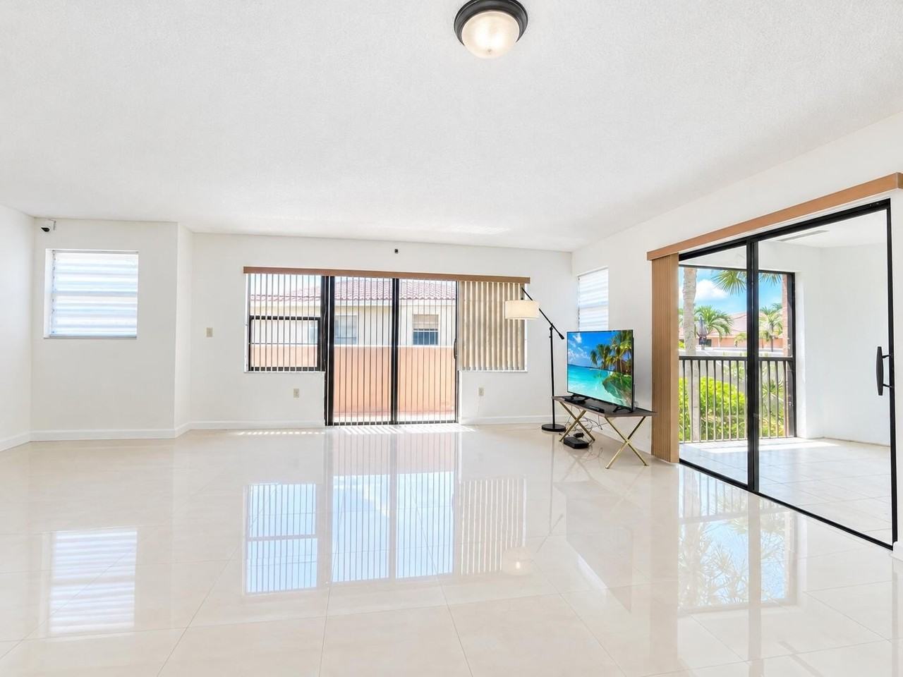 6606 Villa Sonrisa Dr #920 - Photo 2 of 19