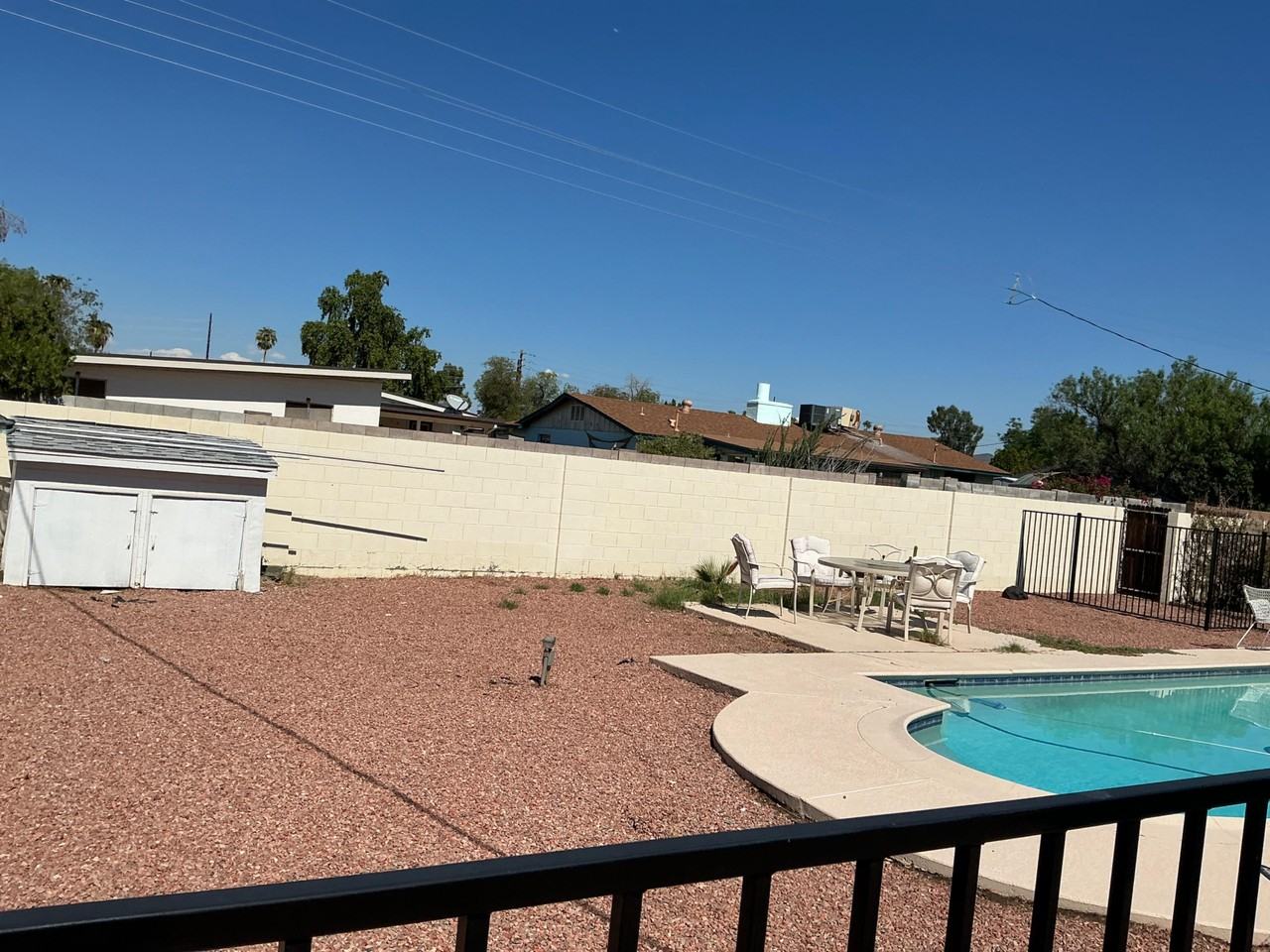 W Desert Park Ln - Photo 3 of 11