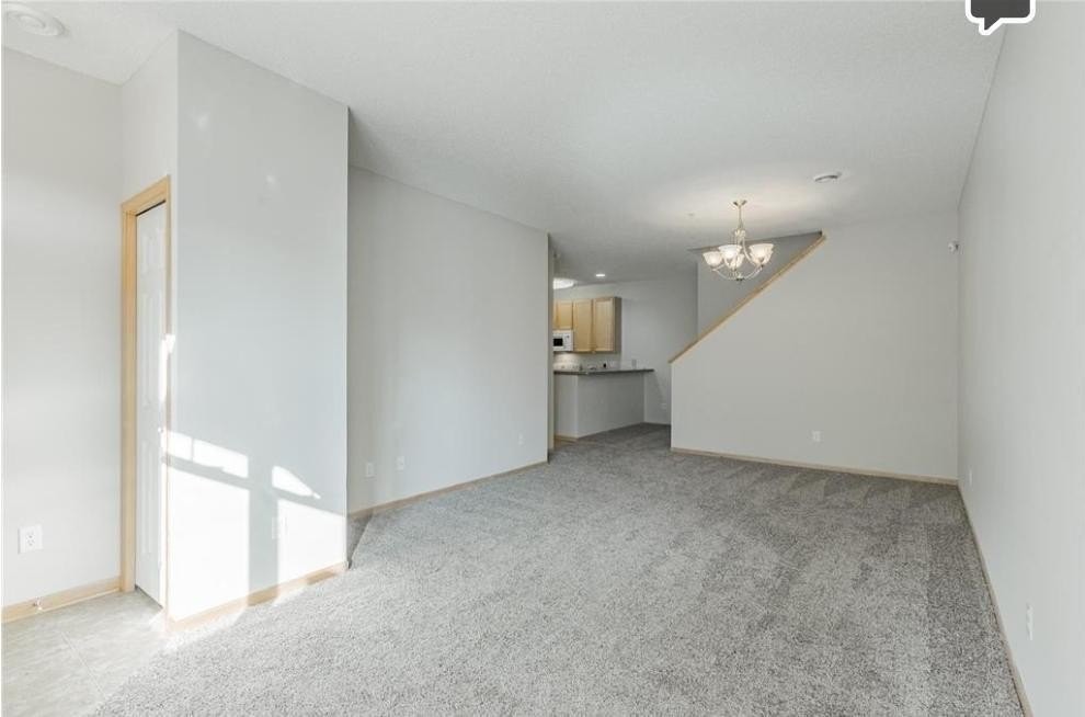 3033 Chamberlin St N #7 - Photo 5 of 25
