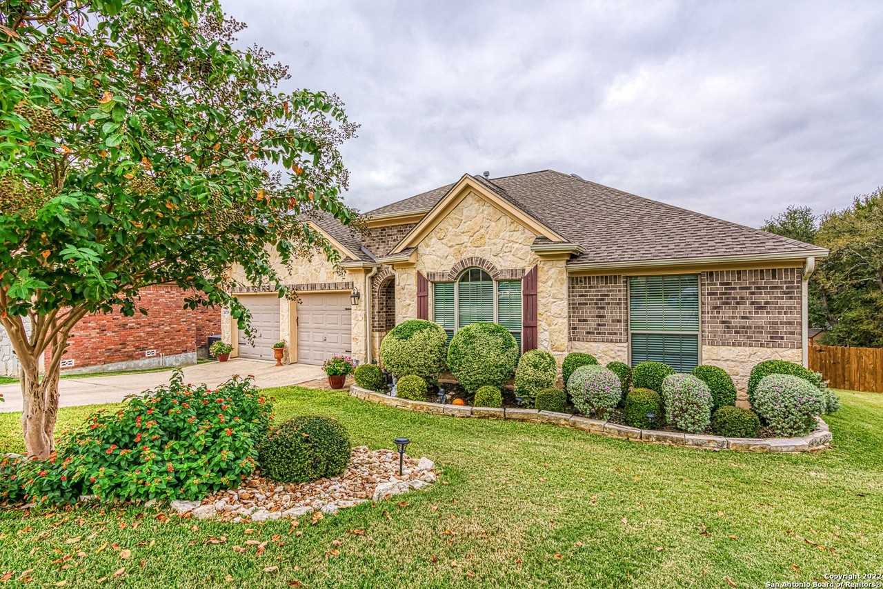 26739 Sunstream Way - Photo 2 of 34