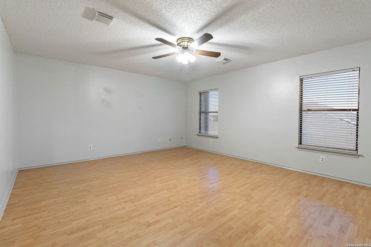 7610 Montford Pl - Photo 4 of 17