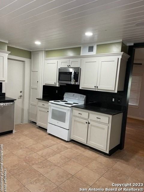 4518 Tallulah Dr - Photo 4 of 11