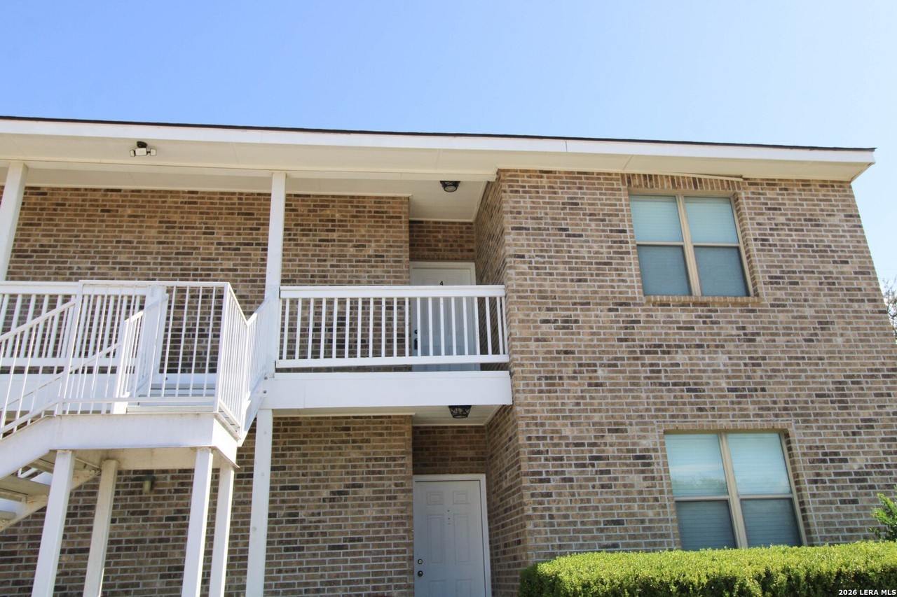 530 Dukeway - Photo 2 of 21