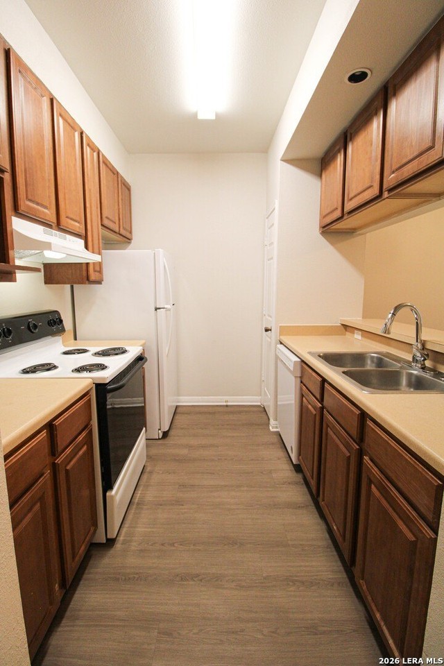 530 Dukeway - Photo 3 of 21