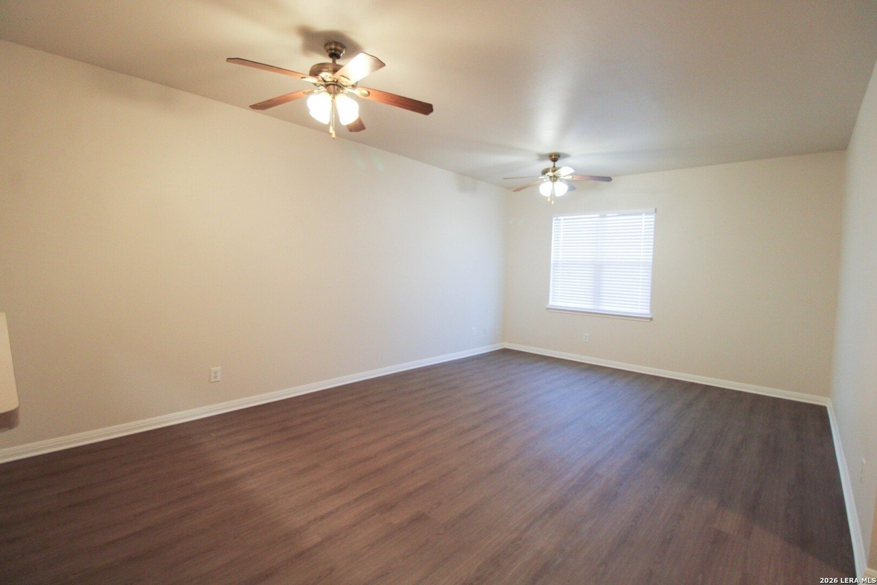 530 Dukeway - Photo 6 of 21