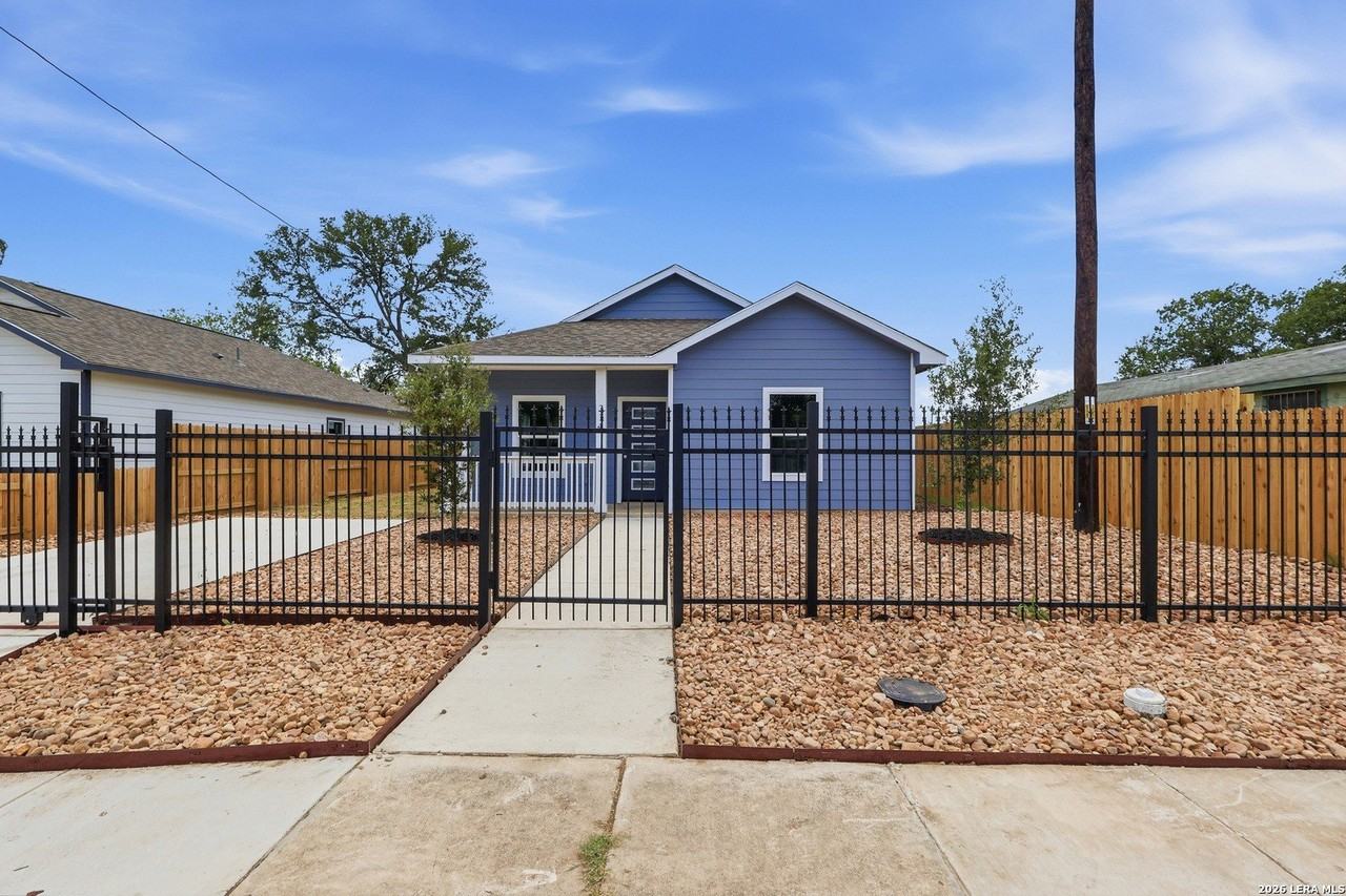 314 Corliss - Photo 2 of 28