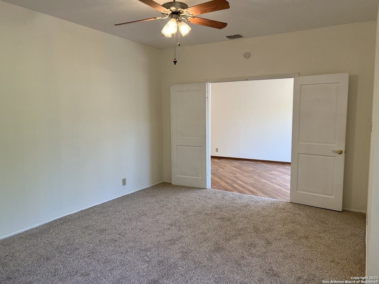 8379 Rimline St - Photo 6 of 29