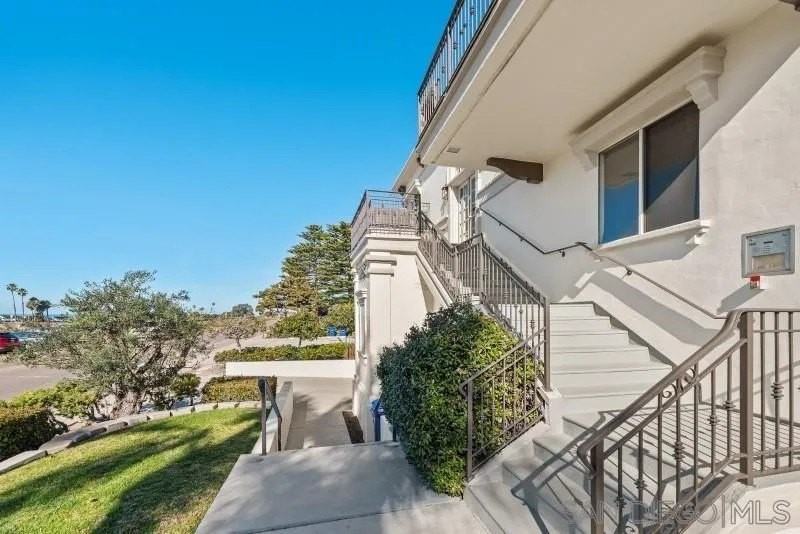 1923 San Elijo Ave #3 - Photo 5 of 36