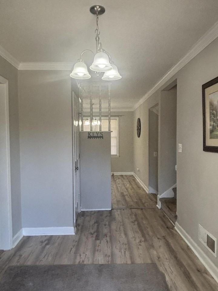 413 Alice Dr - Photo 6 of 50