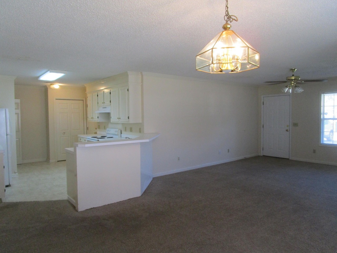 341 Wildwood Ave - Photo 3 of 22