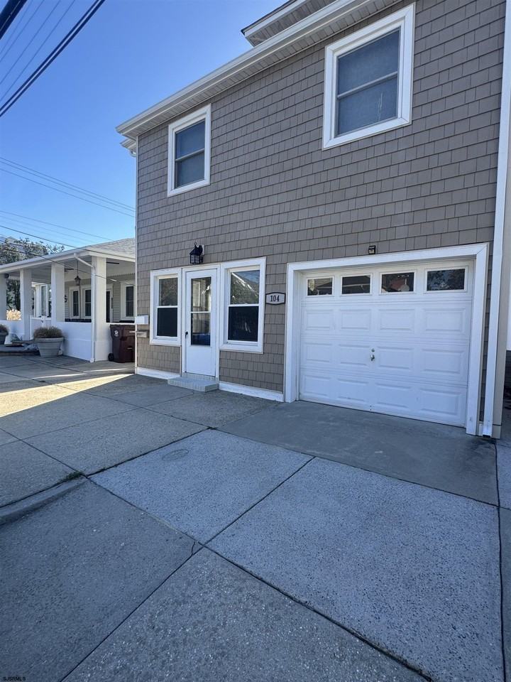 104 N Cambridge Ave #1stFLFRO - Photo 2 of 13