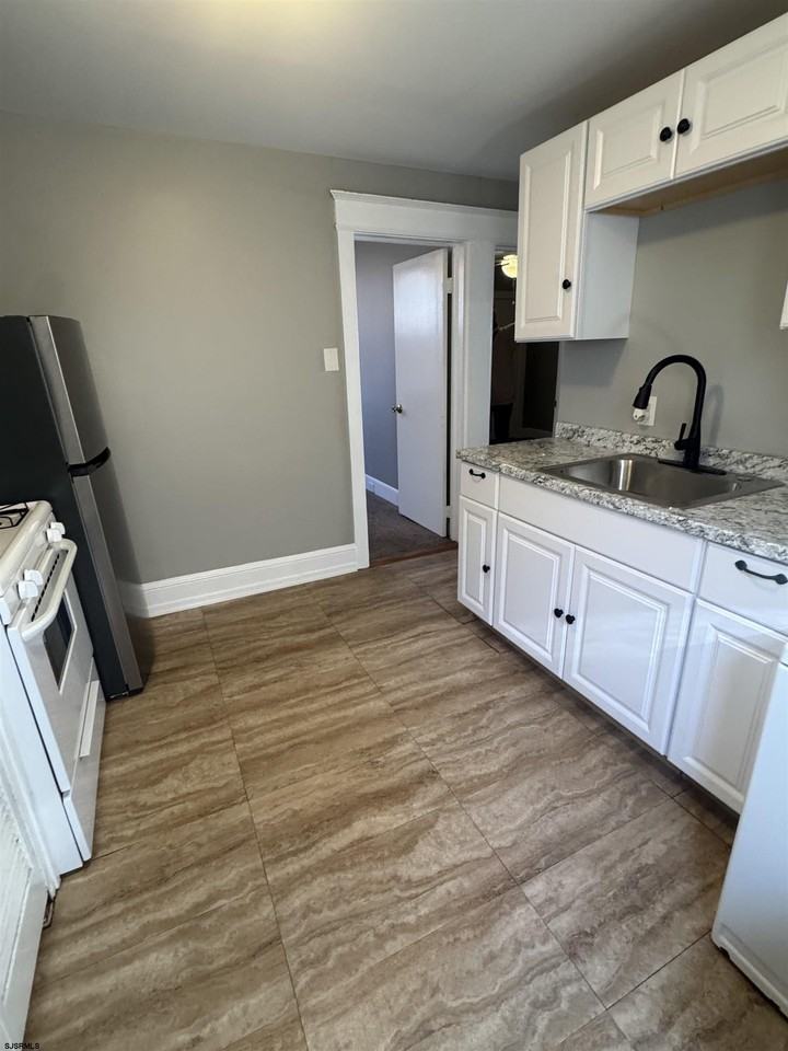 104 N Cambridge Ave #1stFLFRO - Photo 6 of 13