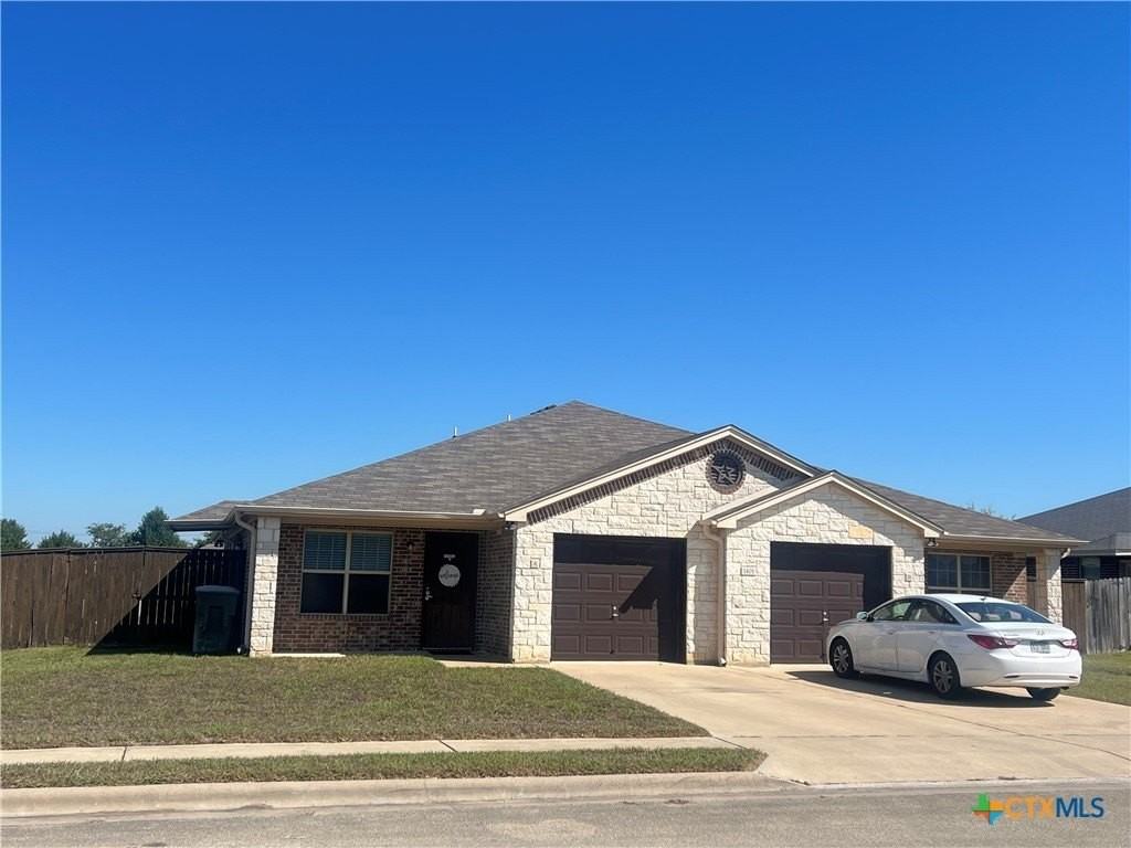 1401 Loyal Ln #A - Photo 2 of 3