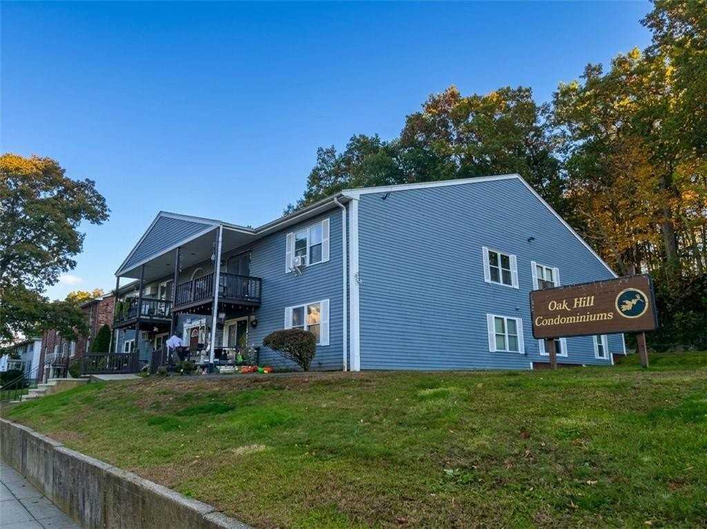 319 Privilege St #7 - Photo 2 of 19