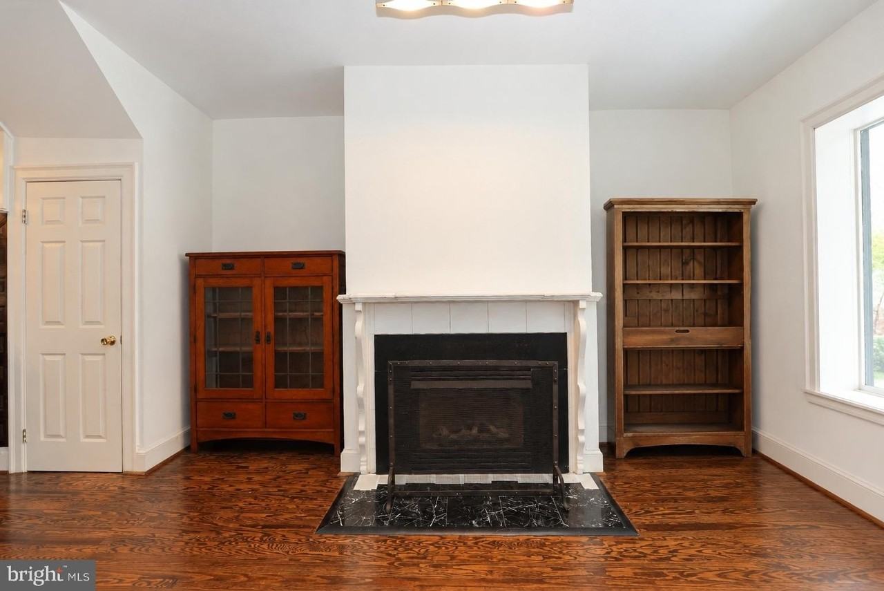 1841 Ontario Pl Nw #A - Photo 4 of 42